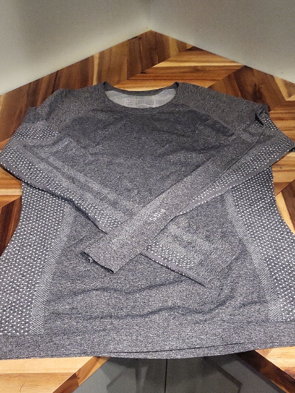 Women's Figs Scrubs Undershirt Grey Large